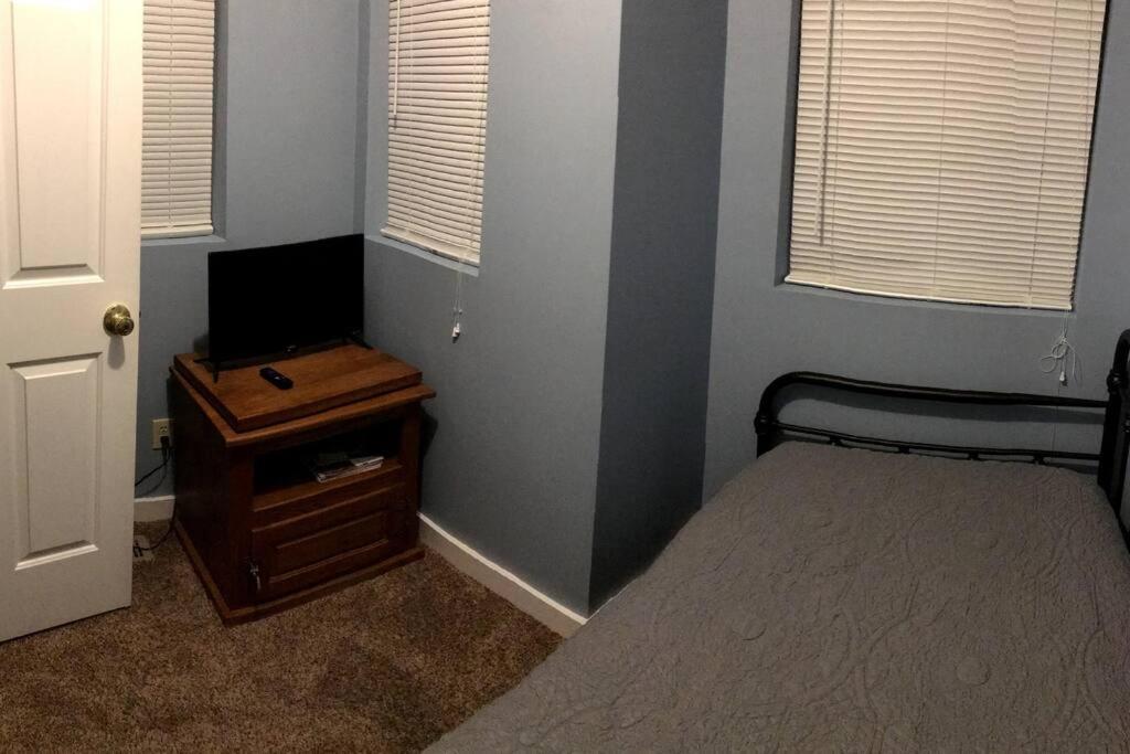 The Woodward Unit C Apartment Dahlonega Exterior photo